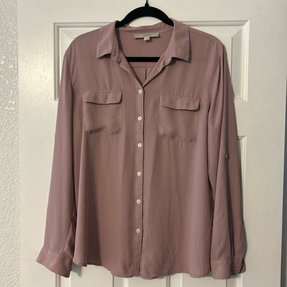 LOFT women’s button down shirt in size L